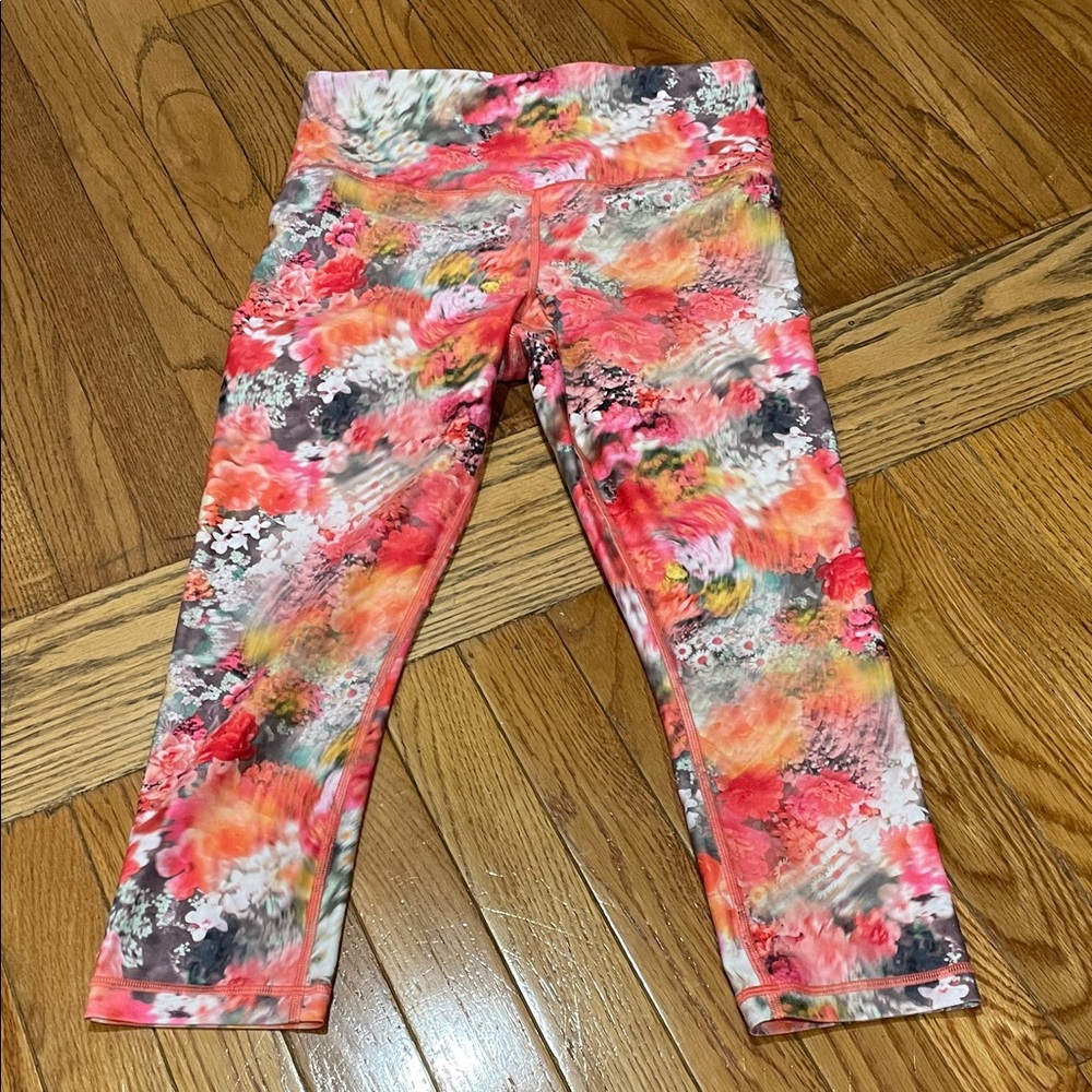 Athleta Multicolor Floral Capris